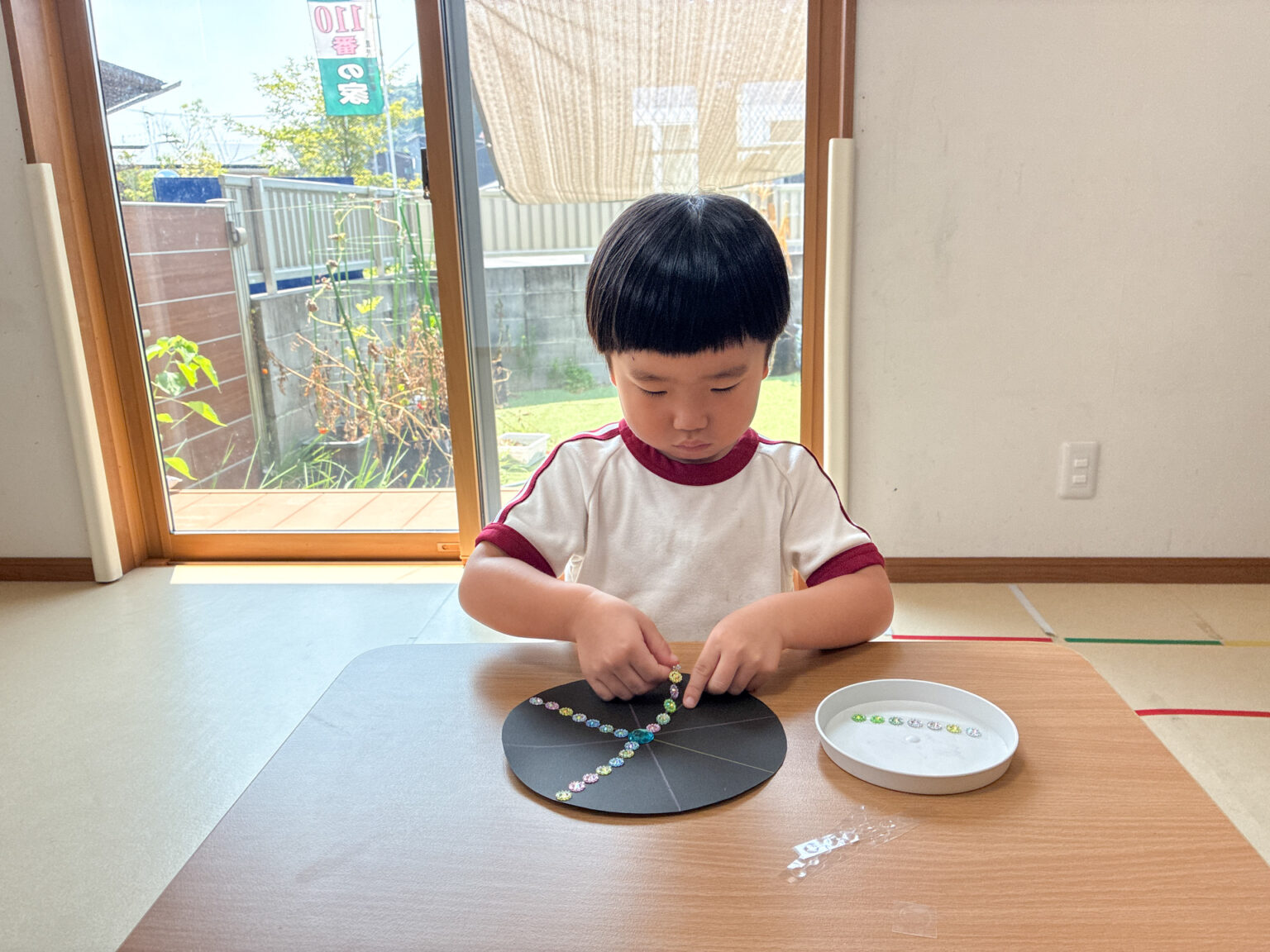 花火製作の様子 ②