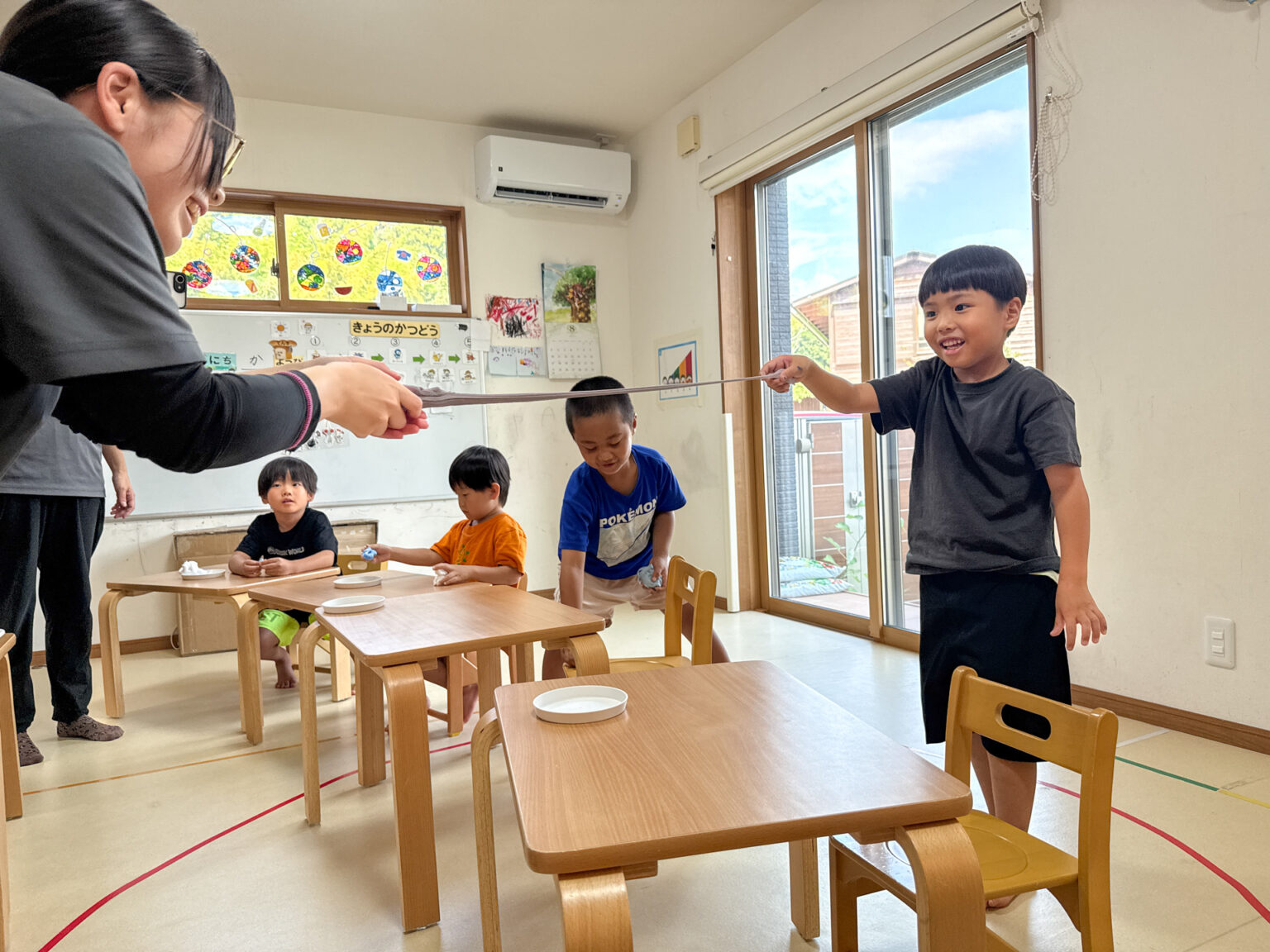 粘土遊びの様子 ⑥