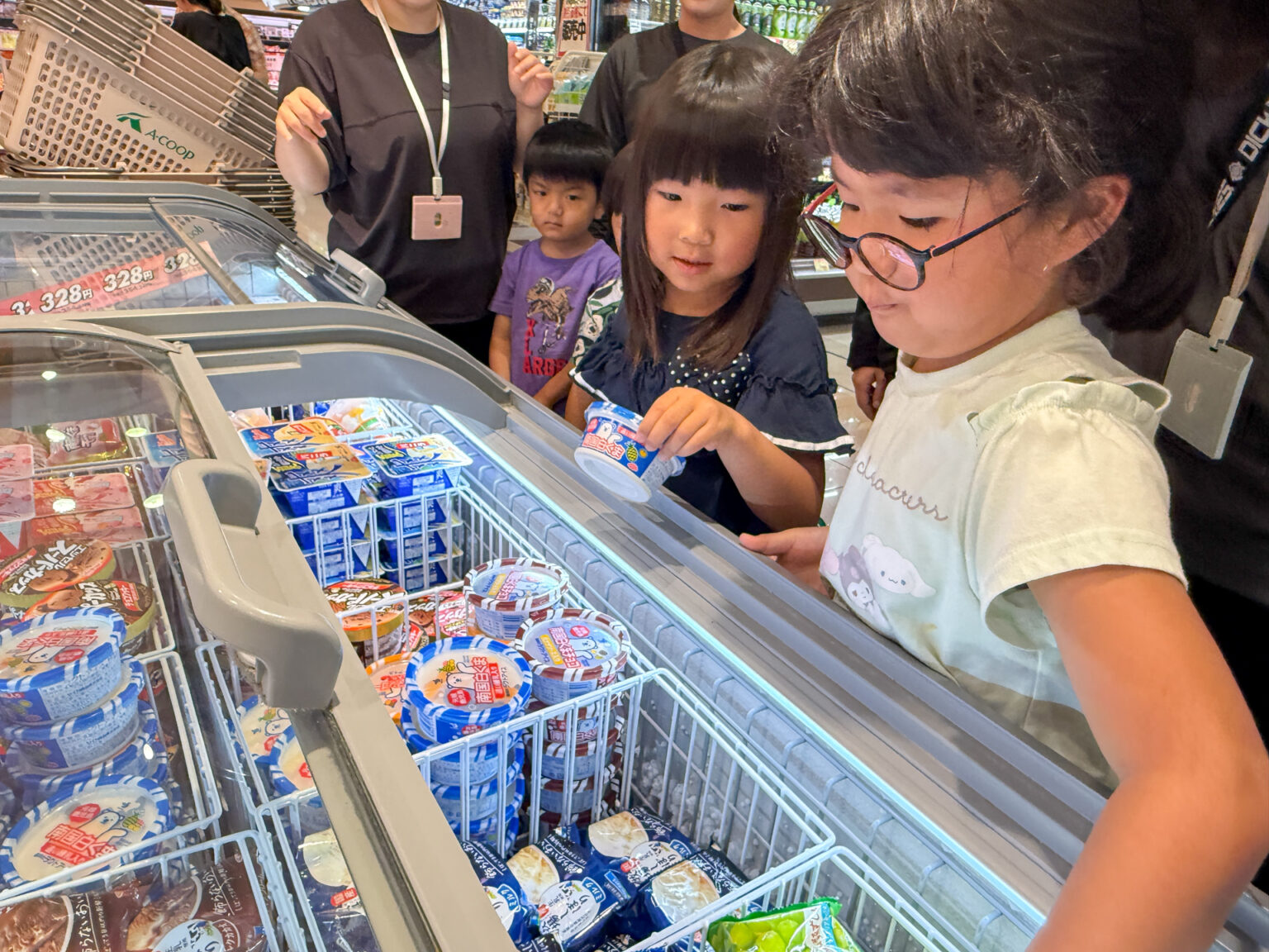 買い物・おやつの様子 ②