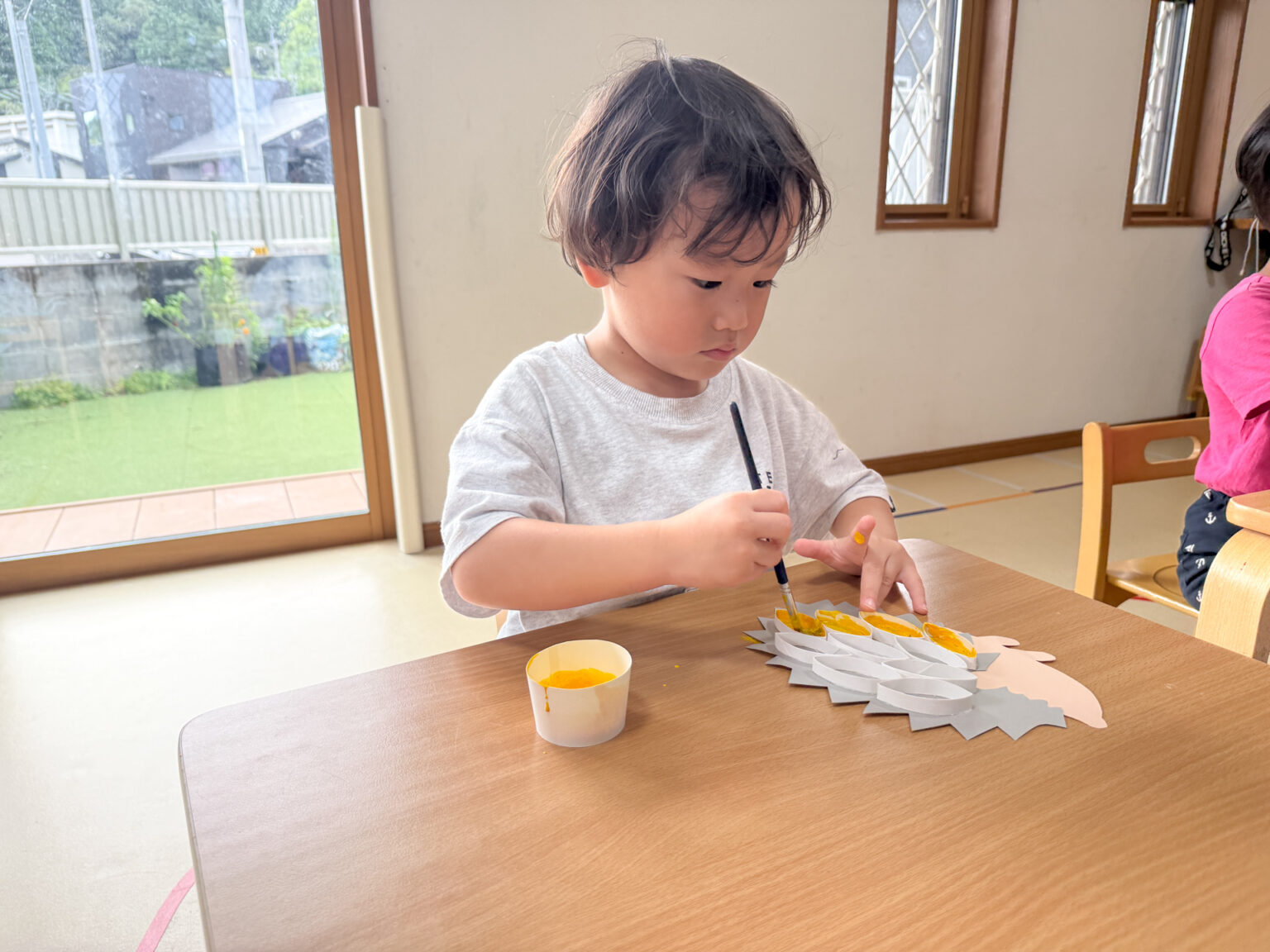 絵の具遊びの様子 ③