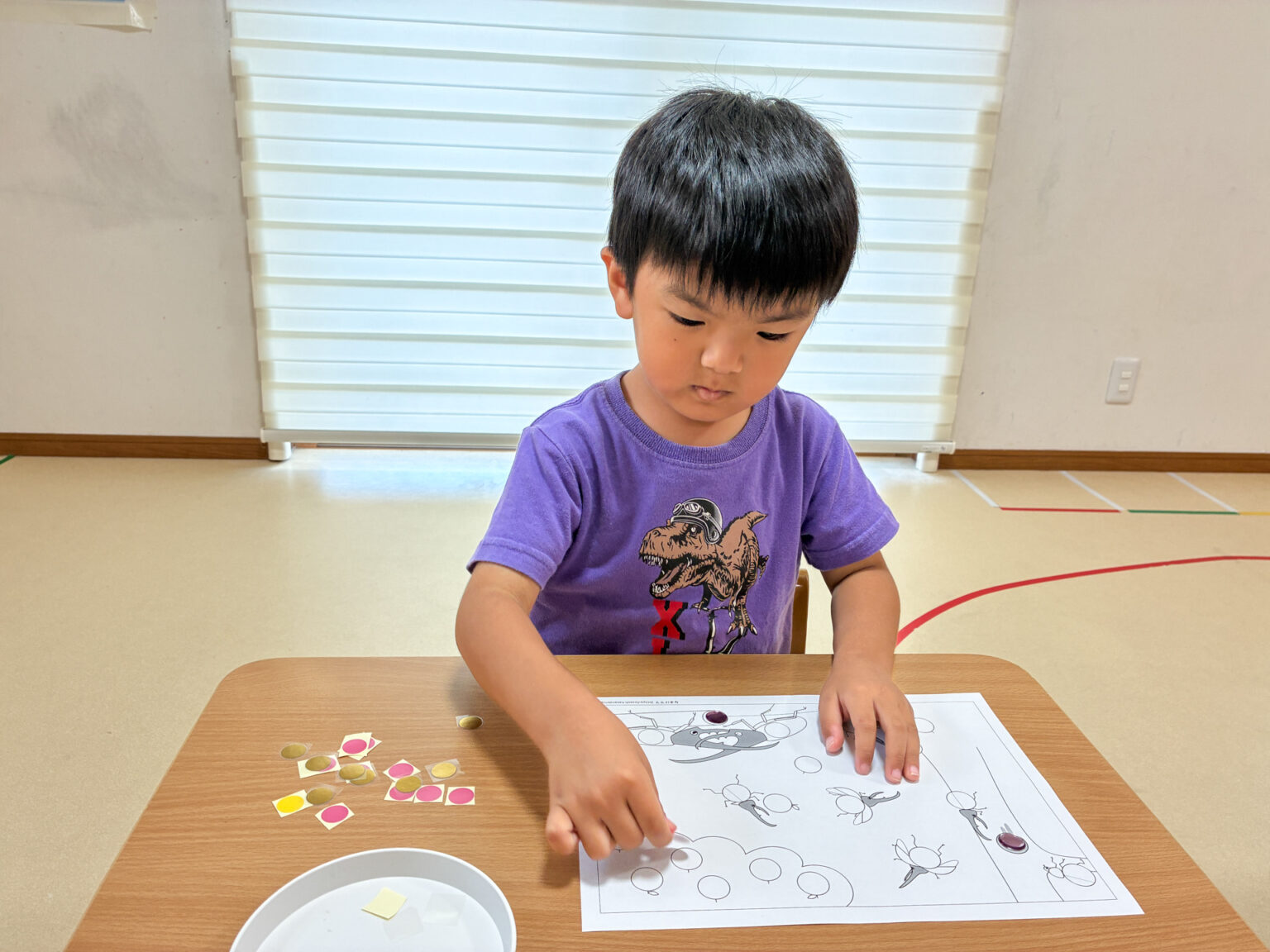 シール遊び・かき氷の様子 ①