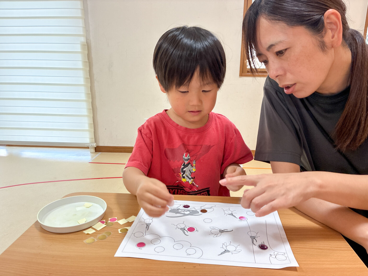 シール遊び・かき氷の様子 ②
