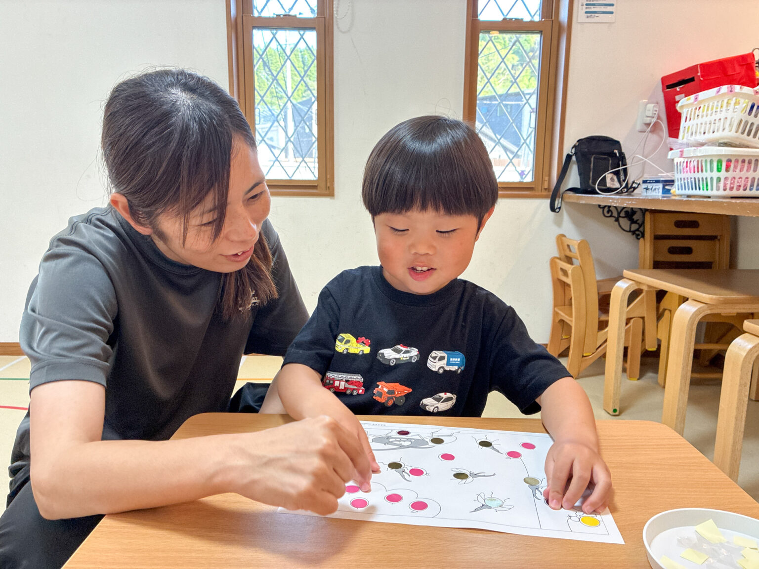 シール遊び・かき氷の様子 ③